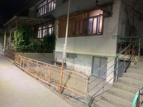 3-xonali kvartira, 70 m²