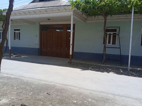 8-xonali uy, 800 m²