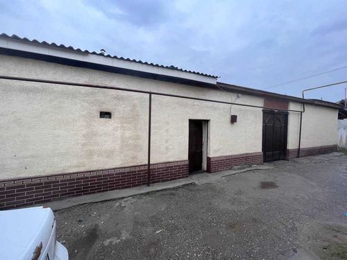 6-xonali uy, 300 m²