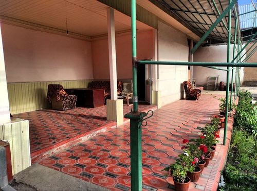 5-xonali uy, 300 m²