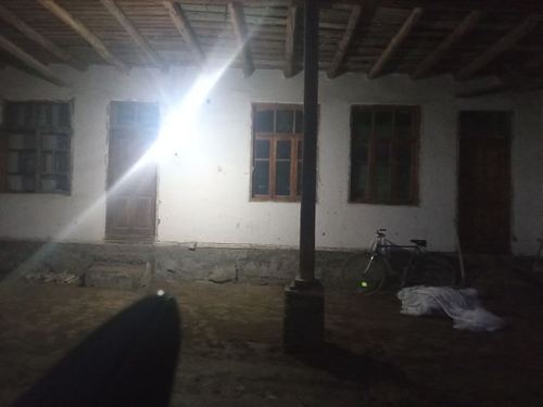 2-xonali uy qismi, 1000 m²