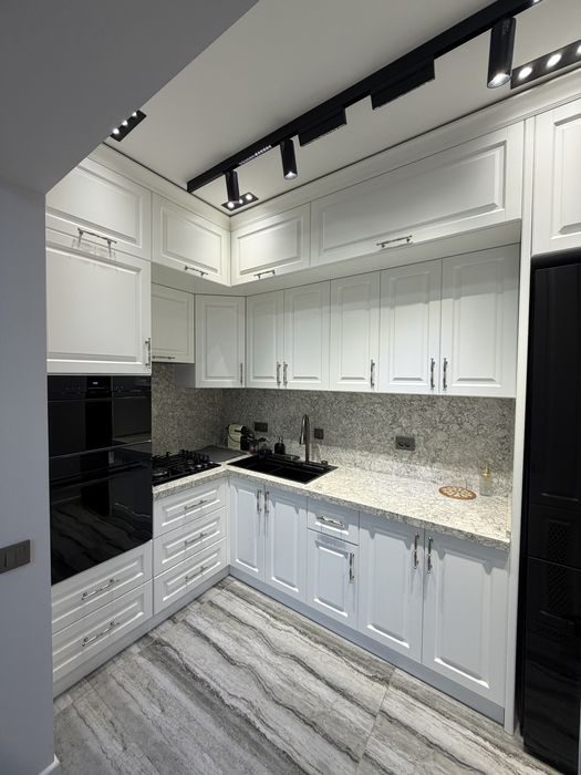 3-xonali kvartira, 76 m², Карасу, ijaraga
