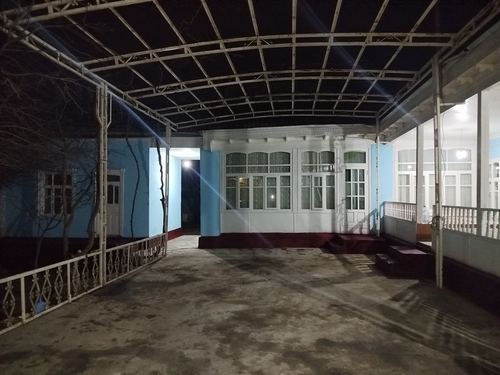 7-xonali uy, 800 m²