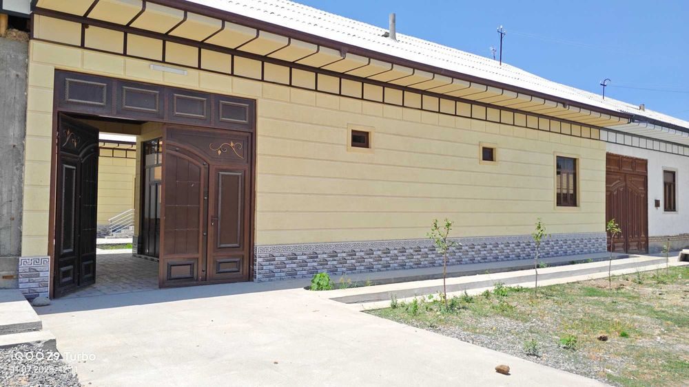 5-xonali uy, 100 m², Кургантепа, sotuvga