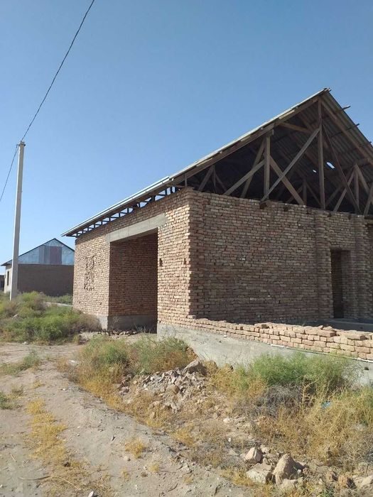 8-xonali uy, 600 m², Учкызыл, sotuvga