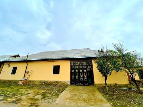 5-xonali dacha, 28 m²