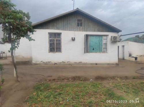 4-xonali dacha, 400 m²