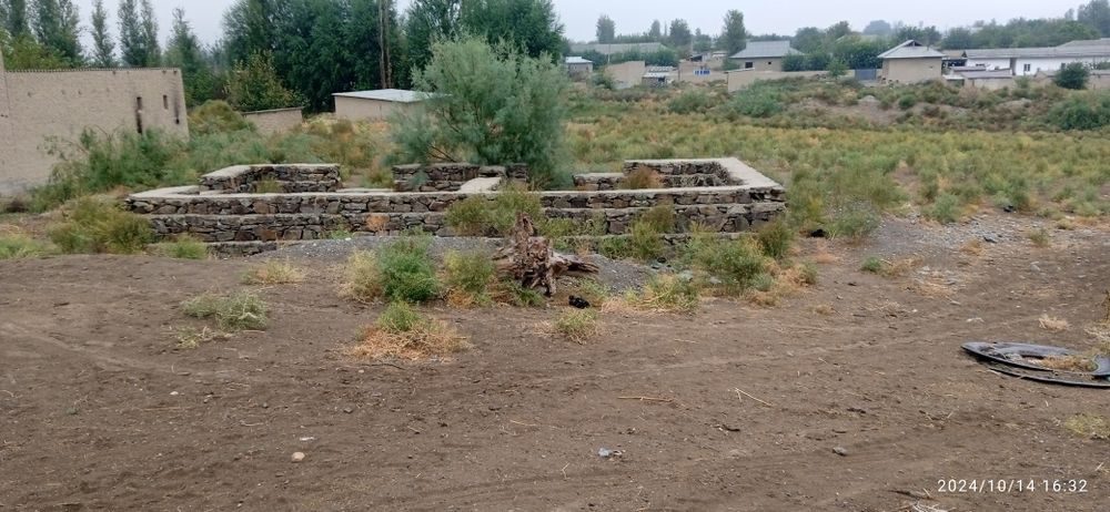 Продается земельный участок под строительство дома