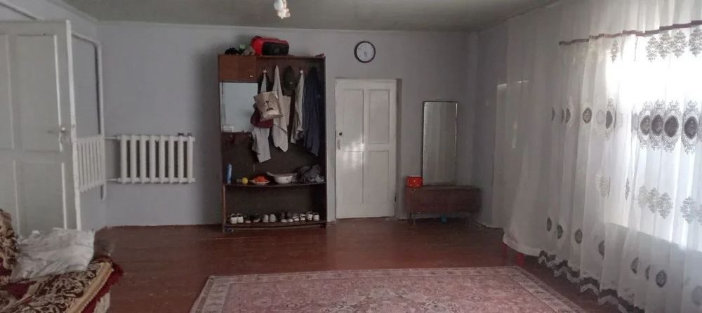 6-xonali uy, 300 m², Учкызыл, sotuvga