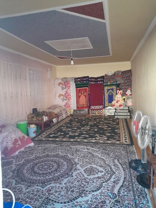 3-xonali uy, 3 m², Пахтакор, sotuvga