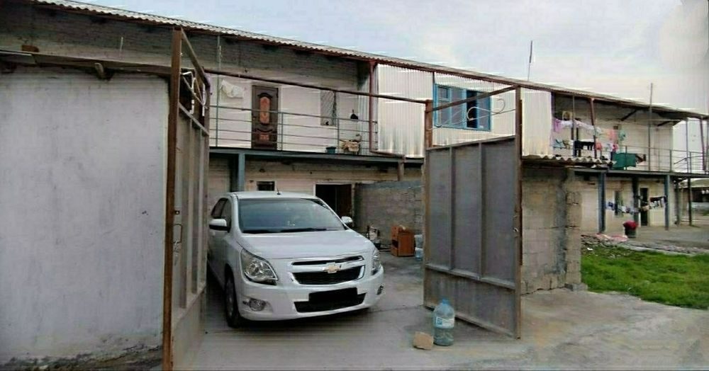 2-xonali uy, 60 m², Пахтакор, sotuvga