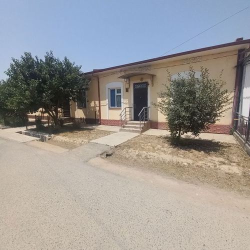 4-xonali uy, 200 m²