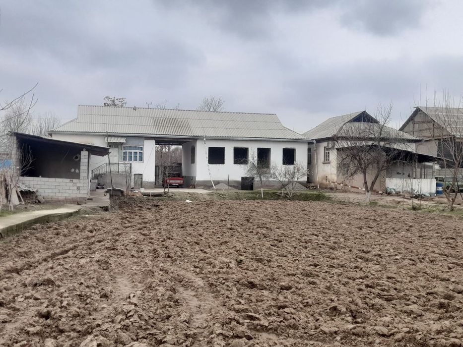 4-xonali uy, 828 m², Шурчи, sotuvga