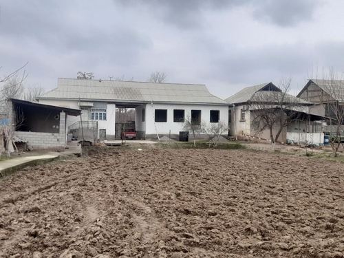 4-room house part, 828 m²