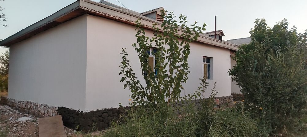 5-xonali uy, 11 m², Шерабад, sotuvga