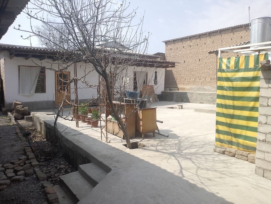 4-room house, 400 m², Шурчи, for sale