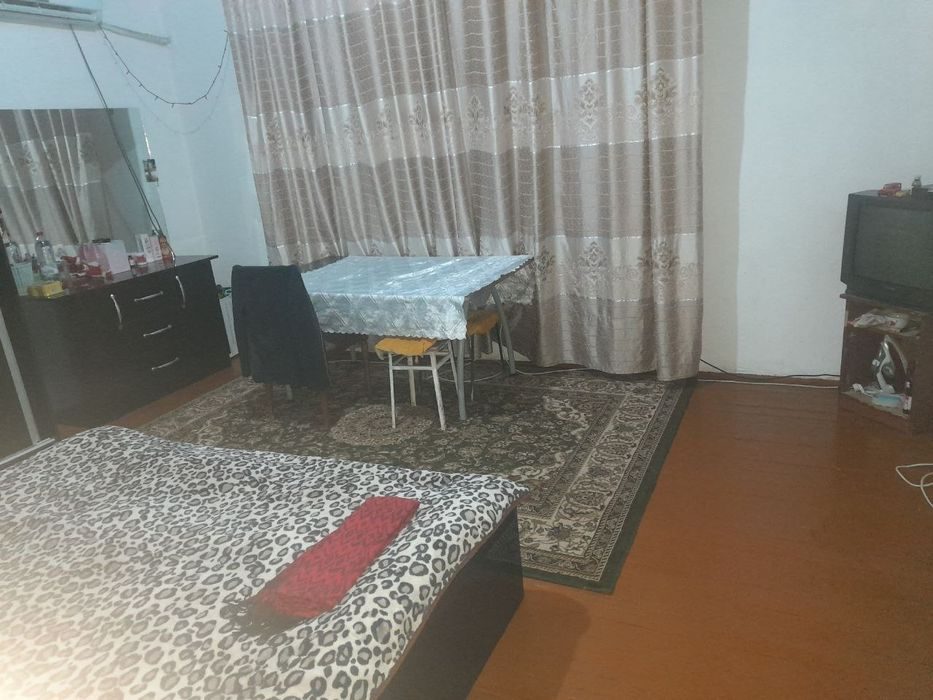 4-room cottage, 9 m², Бешкент, for sale