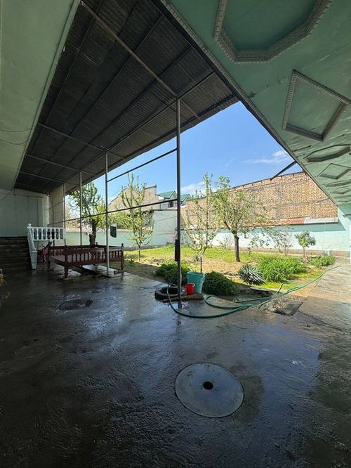 8-xonali uy, 6 m²