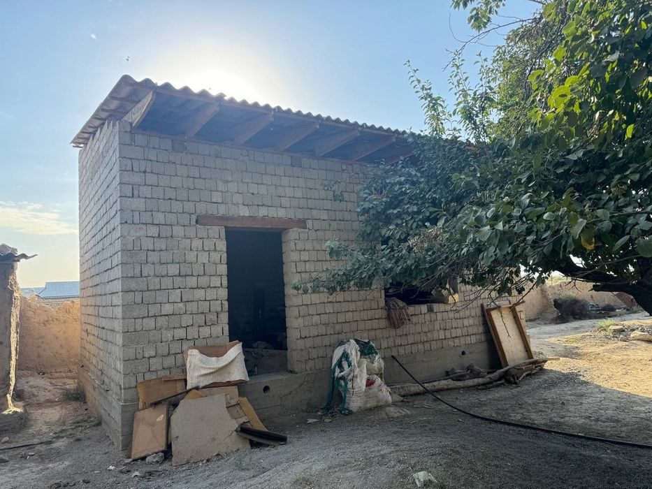 1-room dacha, 1000 m², Учтепа, for sale