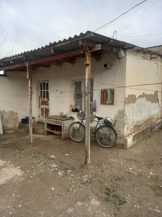 1-xonali uy, 112 m², Пахтакор, sotuvga