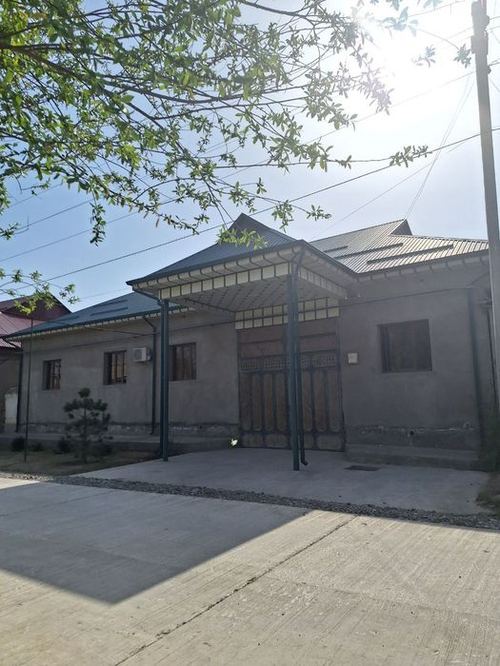 9-room house, 1 m²