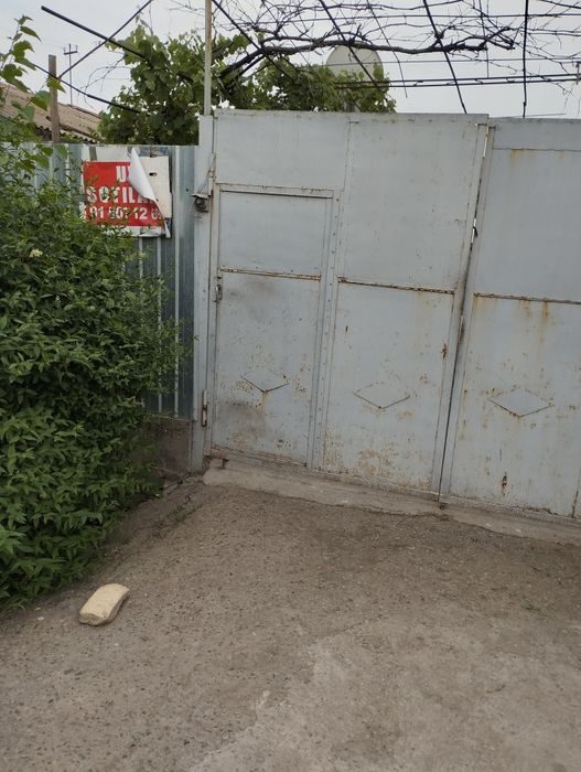 3-xonali uy, 21 m², Guliston, sotuvga