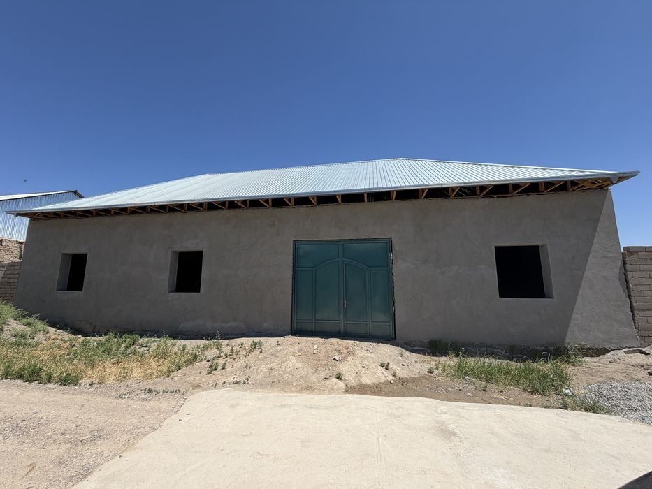 4-room cottage, 10 m², Бешкент, for sale