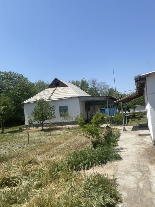 6-xonali uy, 400 m², Баяут, sotuvga