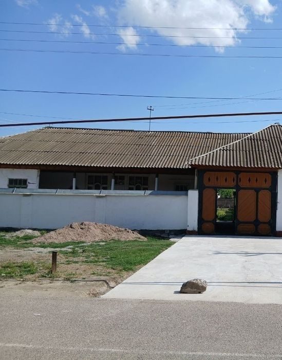 3-room house, 1200 m², Gulistan, for sale