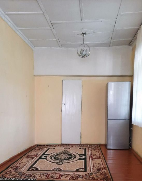 9-xonali kvartira, 30 m², Guliston, sotuvga