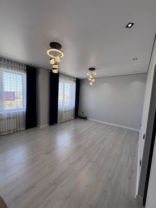 2-xonali kvartira, 73 m²