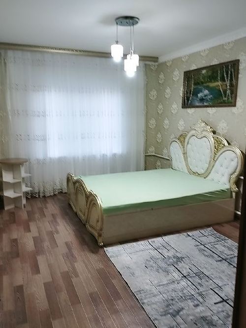 3-xonali kvartira, 74 m²