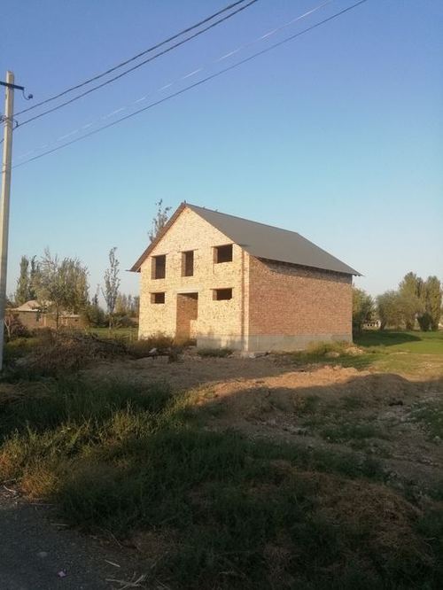 8-xonali uy, 220 m²