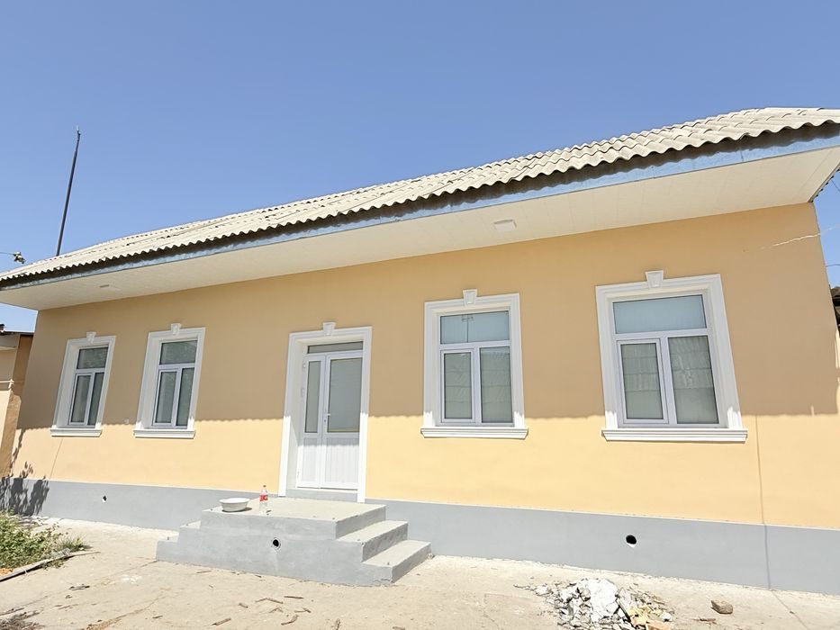 3-room house, 60000 m², Gulistan, for sale