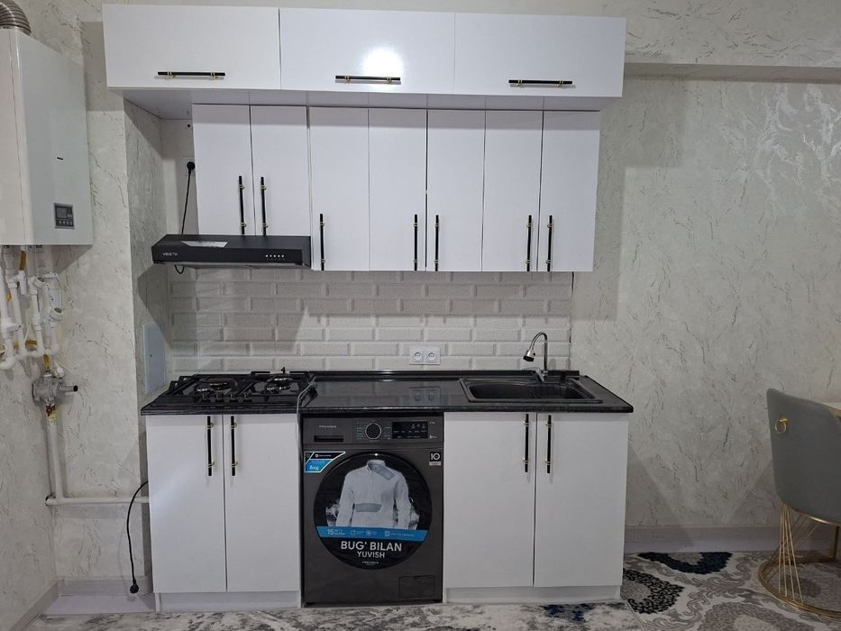 2-xonali kvartira, 10 m², Guliston, ijaraga