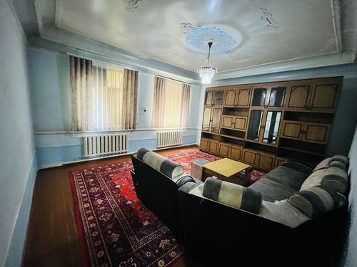 5-room apartment, 220 m²