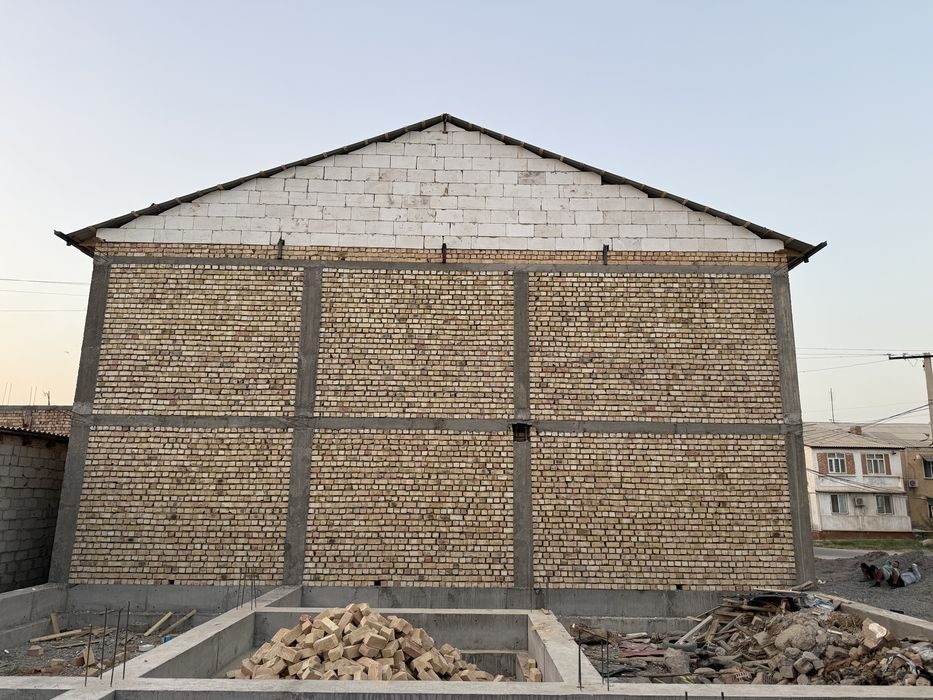 4-xonali kvartira, 200 m², Guliston, sotuvga