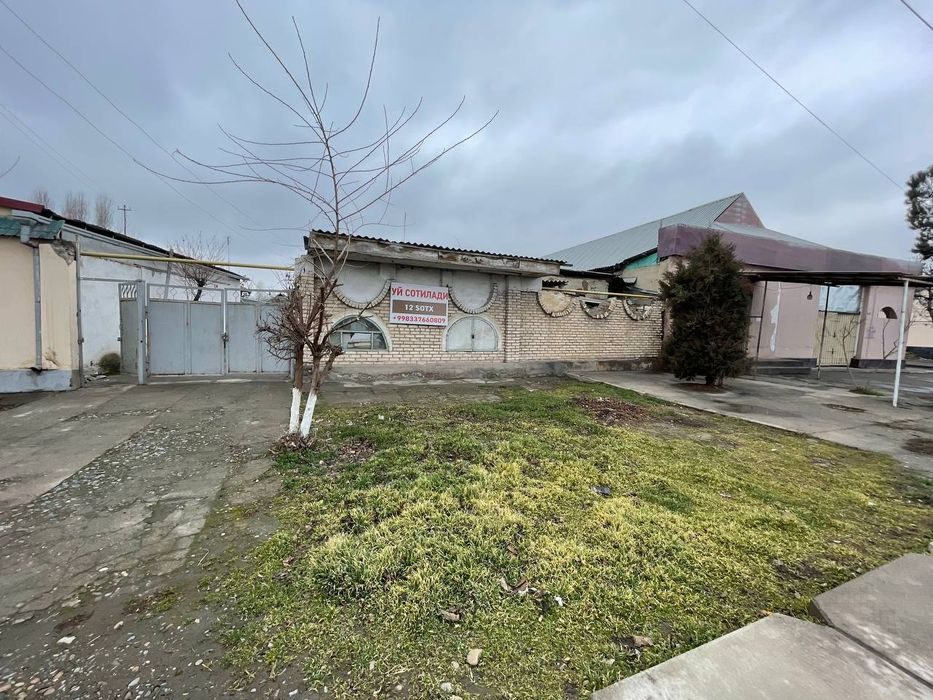 5-xonali uy, 15000 m², Guliston, sotuvga