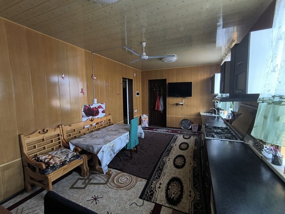 10-room house part, 2700 m², Gulistan, for sale