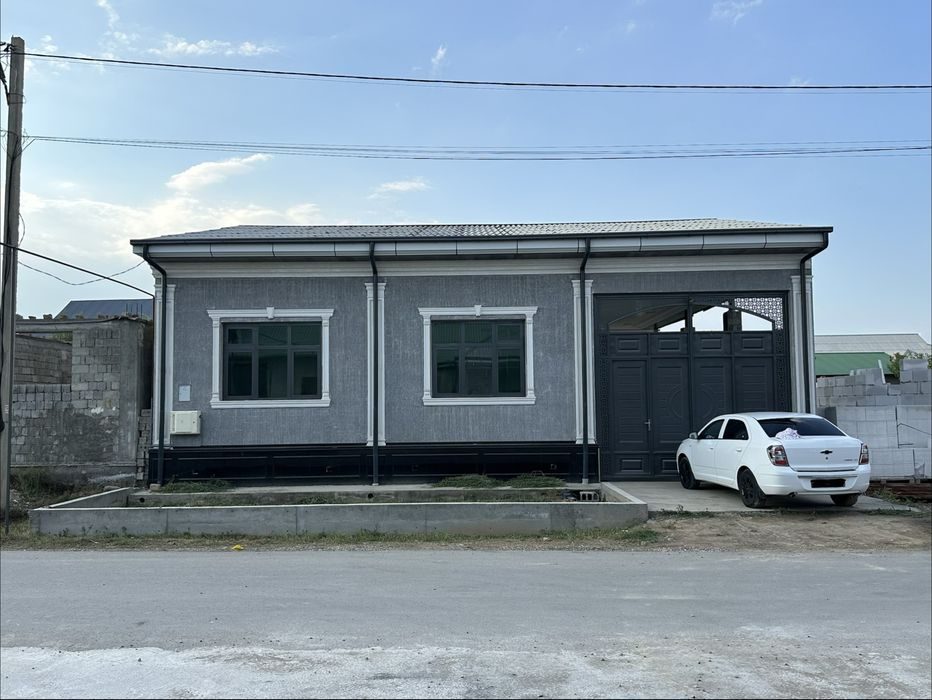 4-xonali uy, 380 m², Guliston, sotuvga