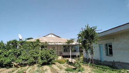 8-room house, 1050 m²