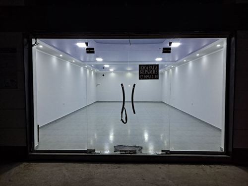 1-xonali kvartira, 72 m²