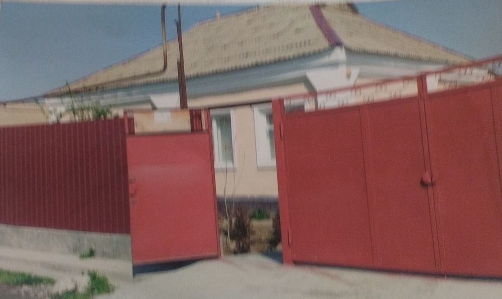4-xonali uy, 111 m², Guliston, sotuvga