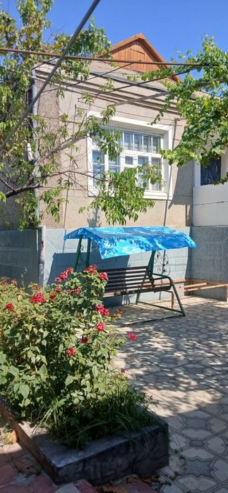 8-room house, 600 m², Gulistan, for sale