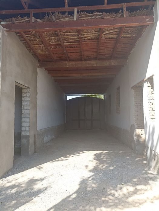 8-room house, 600 m², Gulistan, for sale
