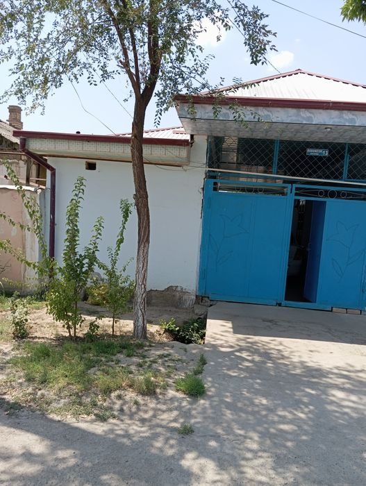7-room house, 550 m², Gulistan, for sale