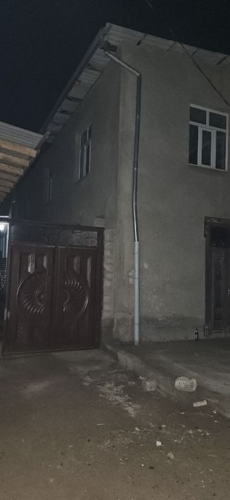 5-xonali dacha, 1 m², Guliston, sotuvga