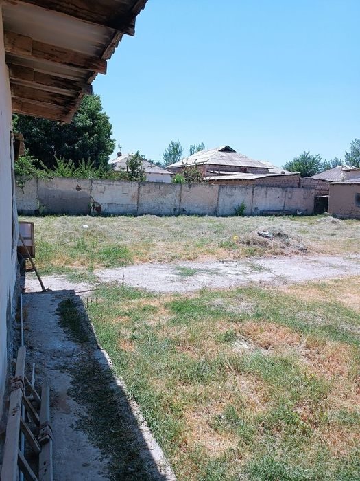 4-xonali dacha, 1200 m², Guliston, sotuvga