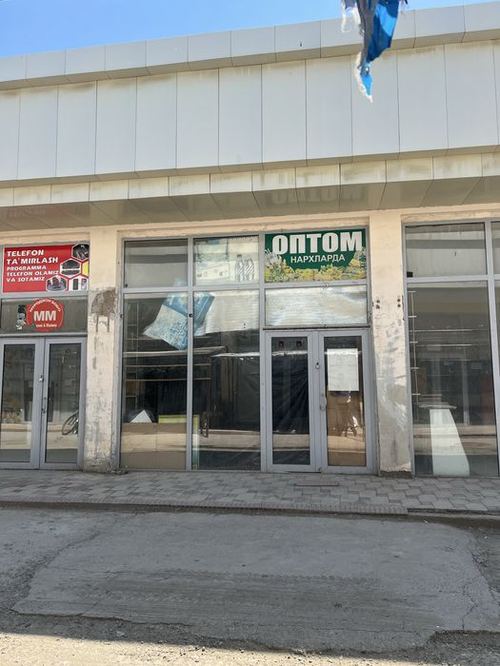 Guliston Yangi bozorida kadastrli do’kon sotiladi