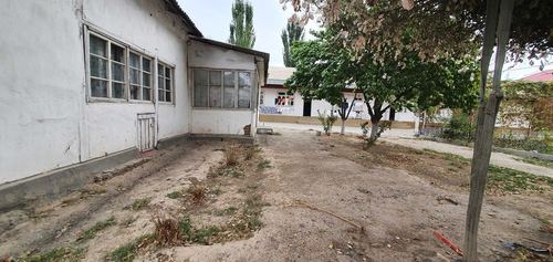 7-xonali uy, 16000 m²